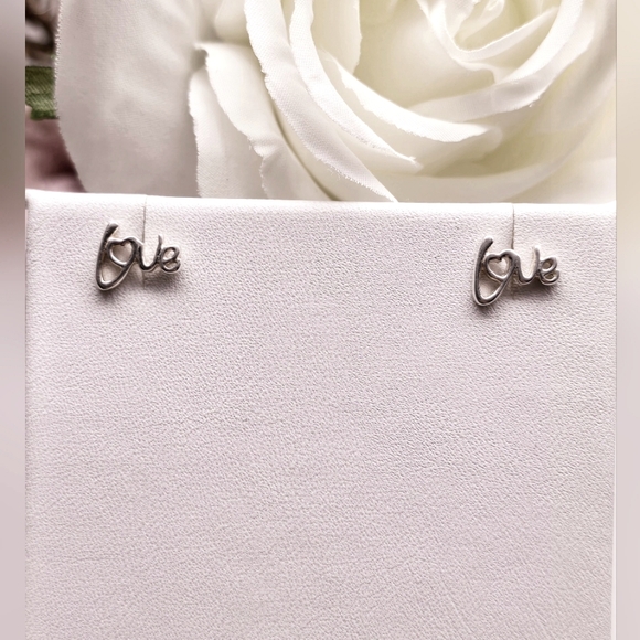 LOVE STERLING SILVER STUD EARRINGS - Picture 4 of 4